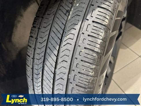 Used 2025 Chevrolet Equinox RS w/ Safety and Technology Package AWD/4WD image 30