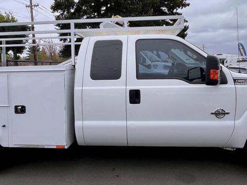 Used 2015 Ford F250 XLT image 1