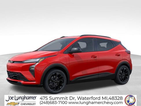 New 2027 Chevrolet Bolt RS w/ Technology Package image 2