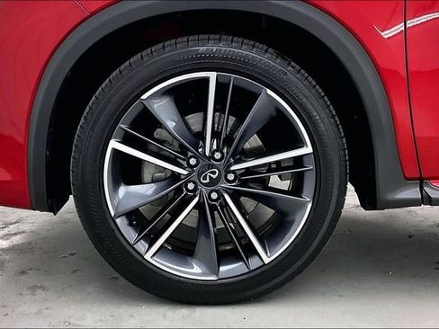 Certified 2024 INFINITI QX55 Essential image 10