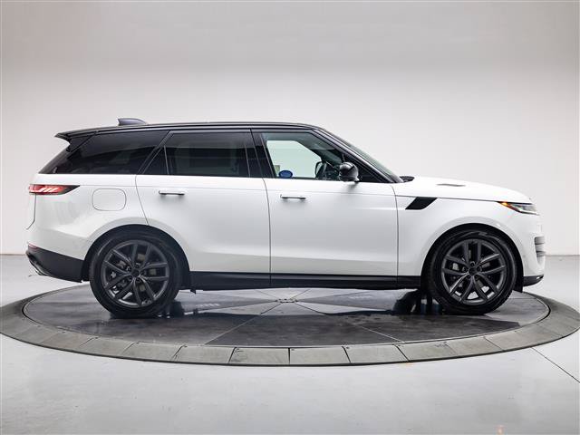New 2027 Land Rover Range Rover Sport SE AWD/4WD image 6