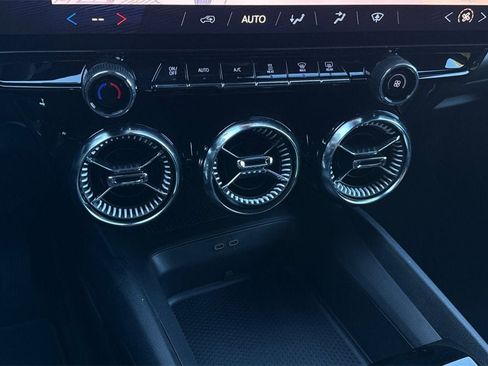 New 2026 Chevrolet Blazer EV LT image 21