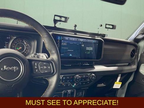 Used 2024 Jeep Wrangler Unlimited Rubicon 392 AWD/4WD image 27