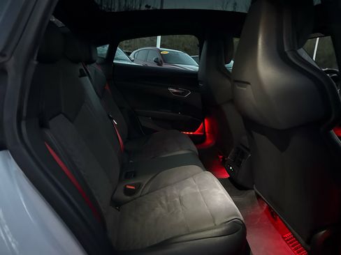 Used 2022 Audi e-tron GT Premium Plus w/ Performance Package image 25