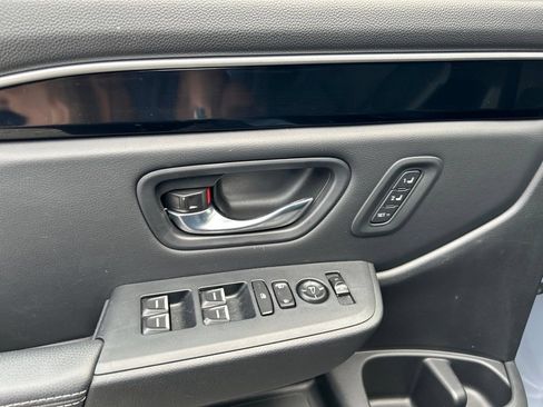 Used 2024 Honda Pilot Touring image 10