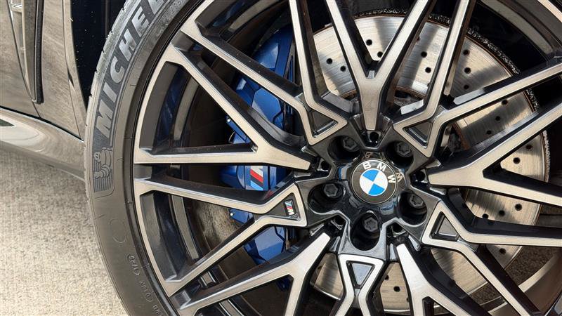 Used 2021 BMW X5 M Competition w/ Premium Package AWD/4WD image 22