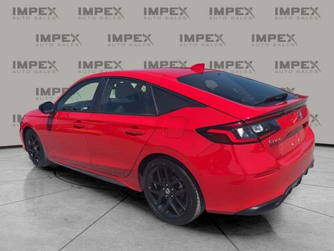 Used 2025 Honda Civic Sport image 3