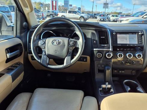 Used 2020 Toyota Sequoia Limited image 9