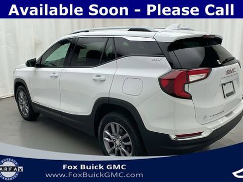 Used 2023 GMC Terrain SLT w/ LPO, Floor Liner Package image 4