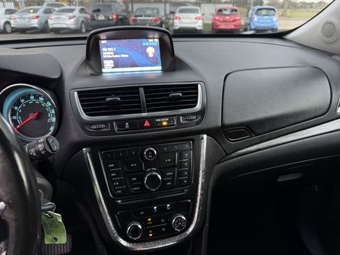 Used 2015 Buick Encore FWD image 23