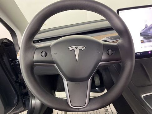 Used 2023 Tesla Model 3 Standard Range RWD image 19