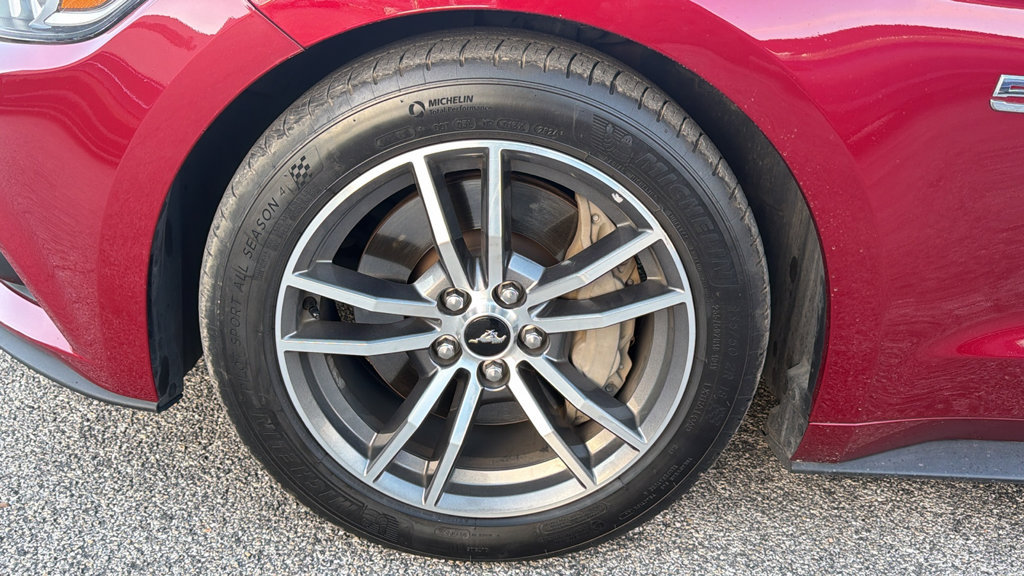 Used 2016 Ford Mustang GT Premium RWD image 9