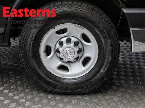 Used 2016 Chevrolet Express 2500 image 30