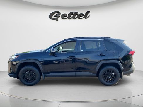 Certified 2025 Toyota RAV4 XLE FWD image 8