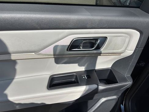 New 2026 Ford Explorer Active w/ Active Comfort Package AWD/4WD image 16