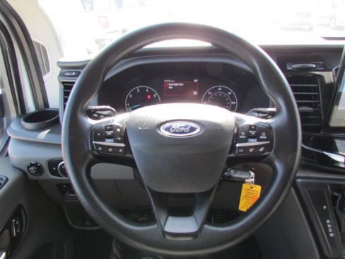Used 2024 Ford Transit 350 XLT RWD image 20