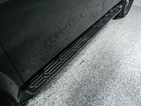 Used 2024 INFINITI QX80 Premium Select w/ All-Season Package image 12