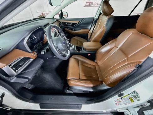 Used 2020 Subaru Outback Touring AWD/4WD image 25
