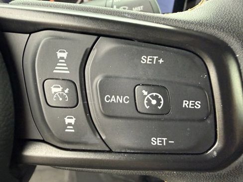 Used 2024 Jeep Wrangler Sport S image 15