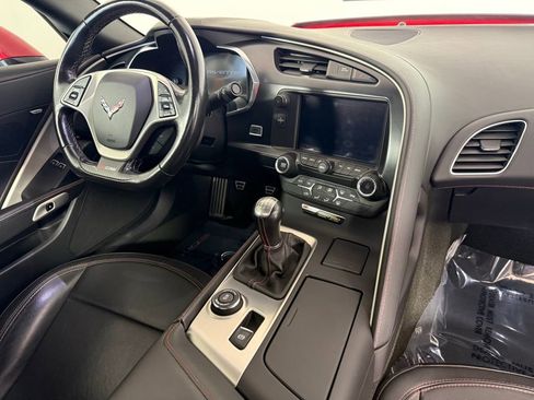 Used 2017 Chevrolet Corvette Z06 RWD image 16