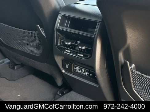 Used 2025 Jeep Grand Cherokee Limited w/ Trailer Tow Package AWD/4WD image 32