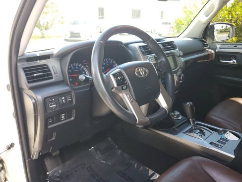 Used 2016 Toyota 4Runner Limited AWD/4WD image 21