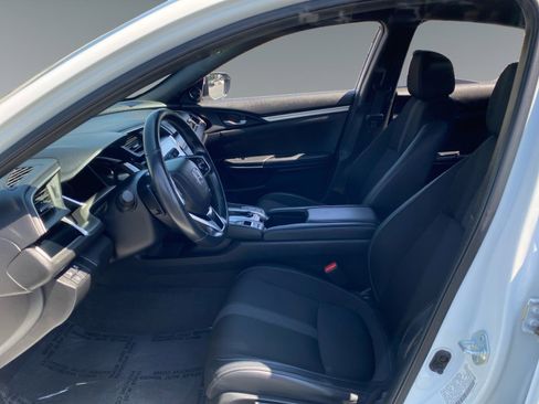 Used 2021 Honda Civic Sport image 9