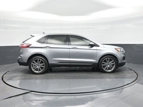Certified 2020 Ford Edge Titanium image 10