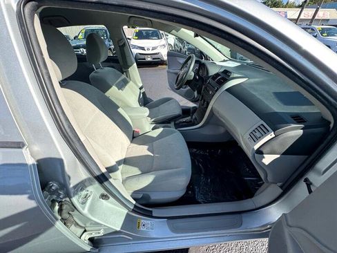 Used 2013 Toyota Corolla LE Special Edition image 15