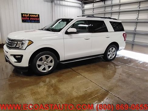 Used 2020 Ford Expedition XLT w/ Equipment Group 202A image 5