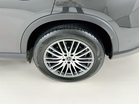 Used 2026 Mercedes-Benz GLC 300 4MATIC image 34