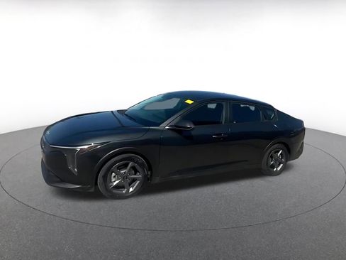 Used 2025 Kia K4 LXS image 8