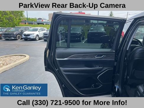 Used 2022 Jeep Grand Cherokee L Limited AWD/4WD image 46