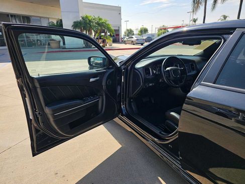 Used 2023 Dodge Charger GT w/ Plus Group RWD image 19