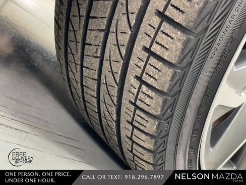 Used 2020 Toyota Corolla SE image 14