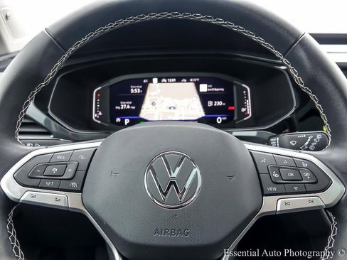 Used 2023 Volkswagen Taos SEL image 15