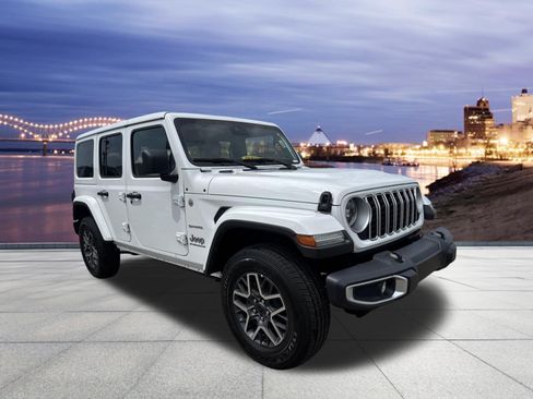 Used 2024 Jeep Wrangler Unlimited Sahara w/ Safety Group AWD/4WD image 4