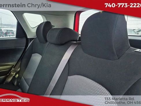 Used 2022 Kia Soul LX image 23