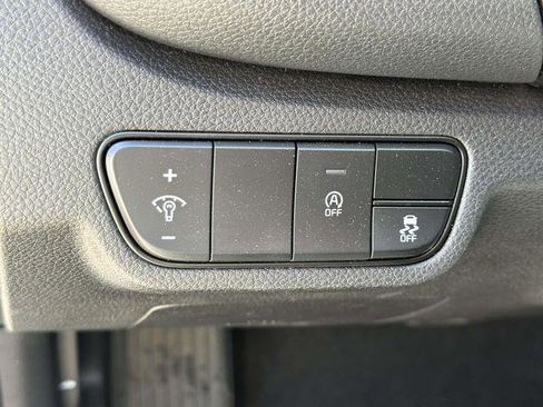 Used 2024 Kia Seltos S AWD/4WD image 19