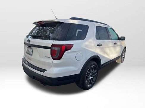 Certified 2018 Ford Explorer Sport image 4