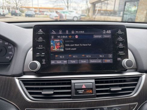 Used 2018 Honda Accord EX-L image 16