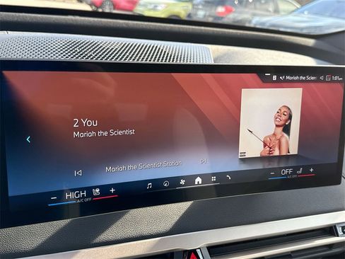 Used 2024 BMW iX xDrive50 w/ Convenience Package image 12