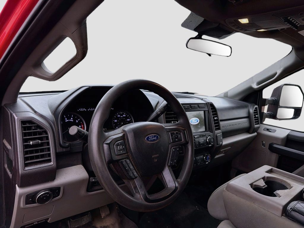 Used 2020 Ford F250 XL w/ STX Appearance Package AWD/4WD image 9