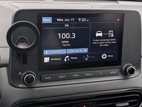 Certified 2022 Hyundai Kona SEL FWD image 22