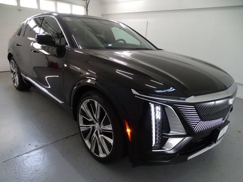 Certified 2024 Cadillac Lyriq Luxury w/ LPO, Floor Liner Package AWD/4WD image 1