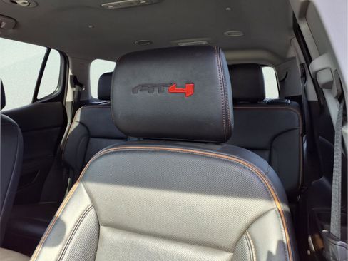 Used 2023 GMC Acadia AT4 w/ Preferred Package image 21