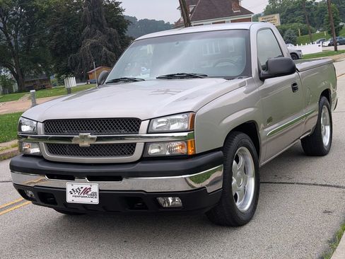 Used 2005 Chevrolet Silverado 1500 LS w/ Light Duty Power Package RWD image 13
