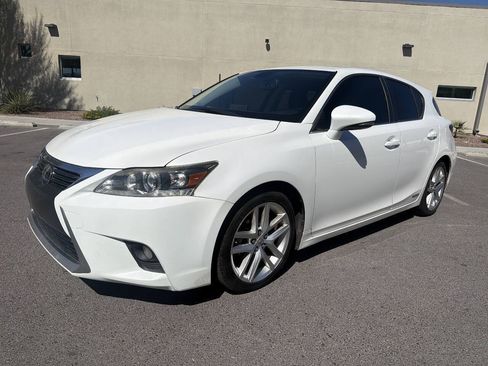 Used 2014 Lexus CT 200h FWD image 2