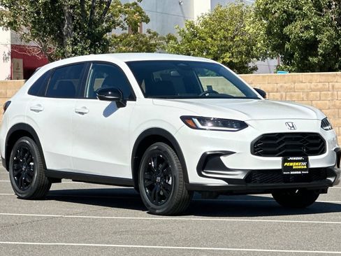 New 2027 Honda HR-V Sport image 2