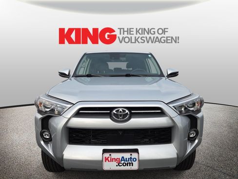 Used 2023 Toyota 4Runner SR5 Premium w/ Moonroof Package AWD/4WD image 10